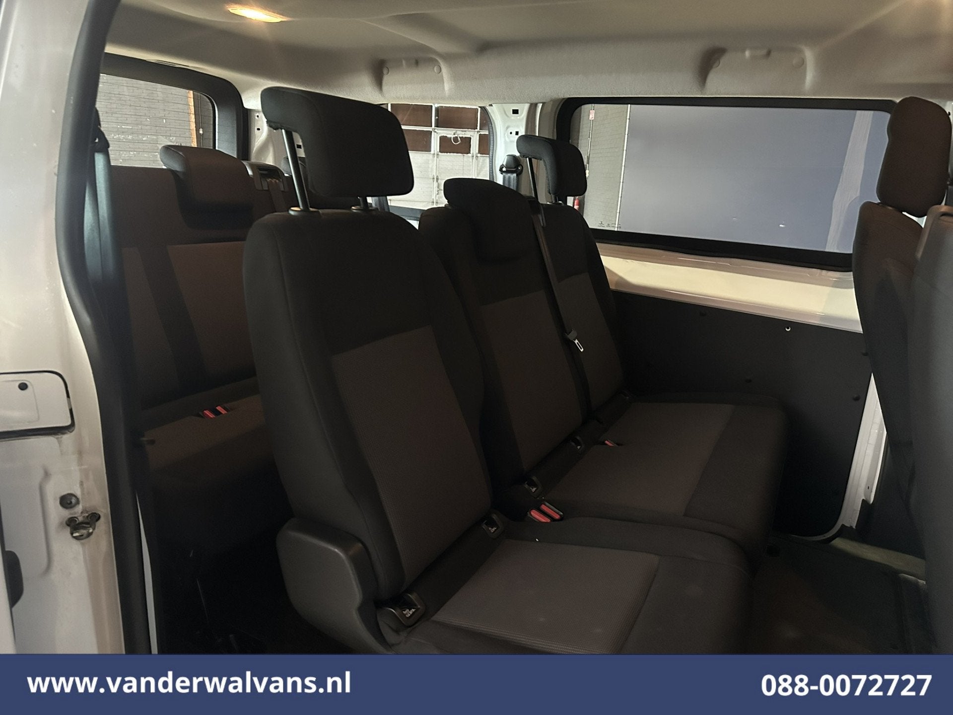 Opel Vivaro Combi 1.5 CDTI 120pk L2H1 Personenbus 9-Zits Eur, Auto's, Opel, Voorwielaandrijving, Stof, Parkeersensor, Wit
