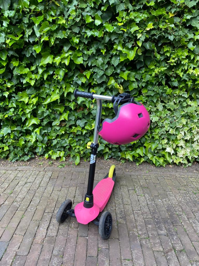 Step 3 wielen incl. helm, Ophalen, Gebruikt, Gewone step