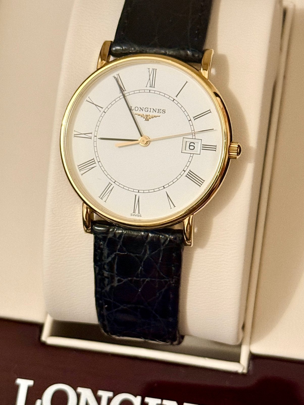 Longines Présence 33.5 Quartz – 18K Yellow Gold – Full Set, Sieraden, Tassen en Uiterlijk, Overige merken, Leer, Polshorloge, Ophalen of Verzenden