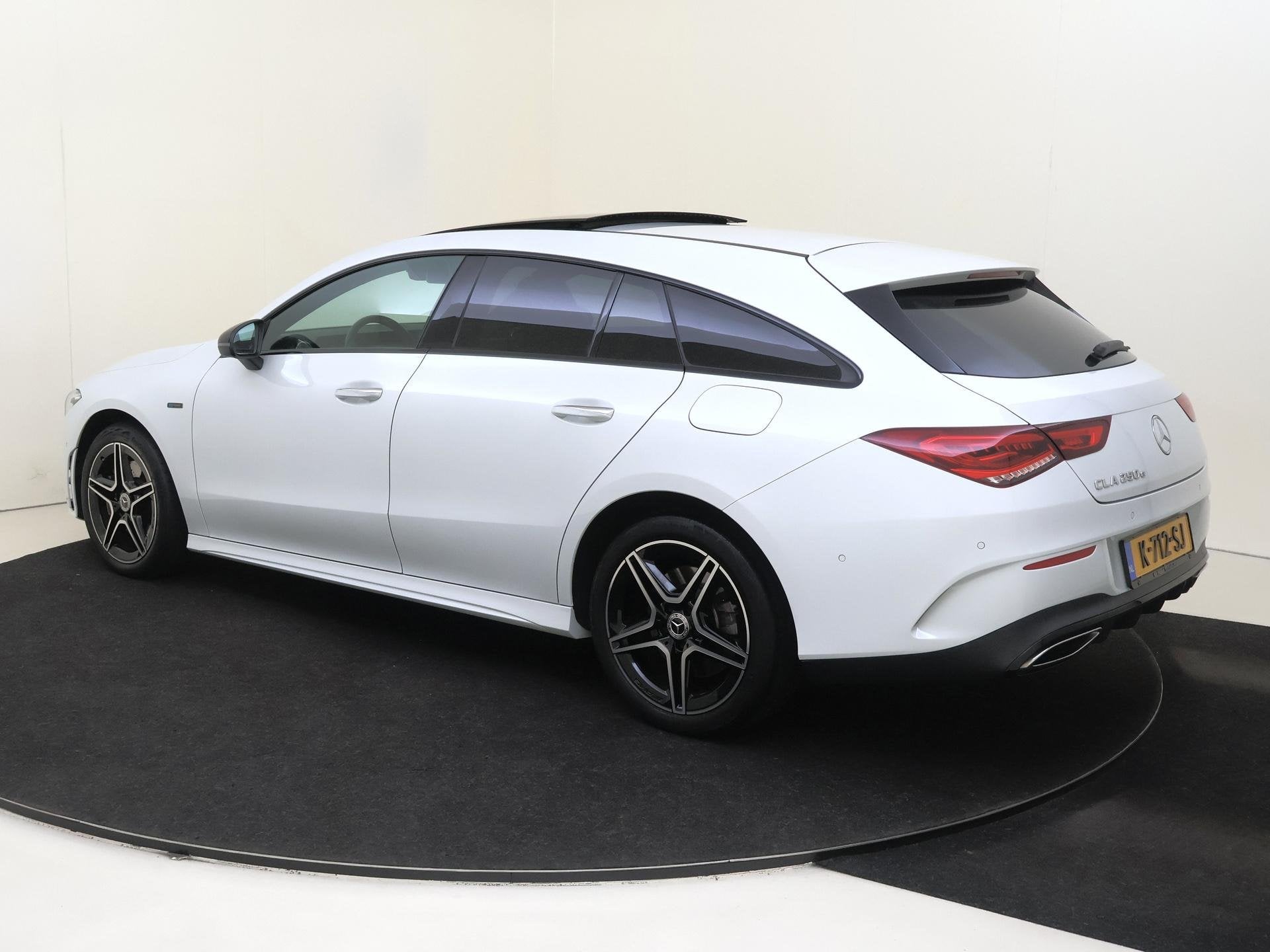 Mercedes-Benz CLA-klasse Shooting Brake 250 e Business Solut, Auto's, CLA, Gebruikt, 4 cilinders, 16 kWh