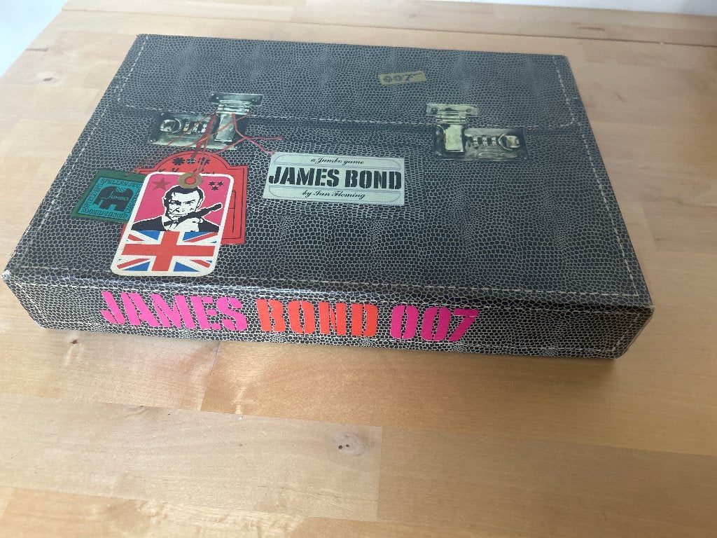 bordspel James Bond, Een of twee spelers, Ophalen of Verzenden, Zo goed als nieuw, Jumbo