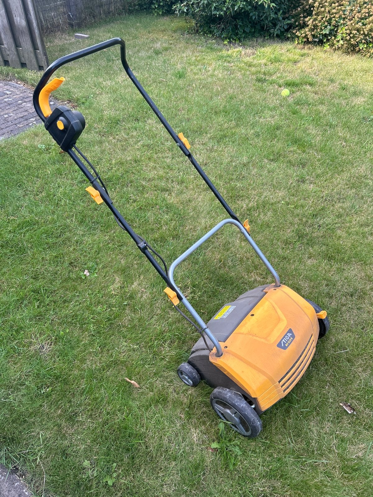 Stiga SV 213 E Verticuteermachine - Elektrisch, Ophalen, Gebruikt, Elektrisch