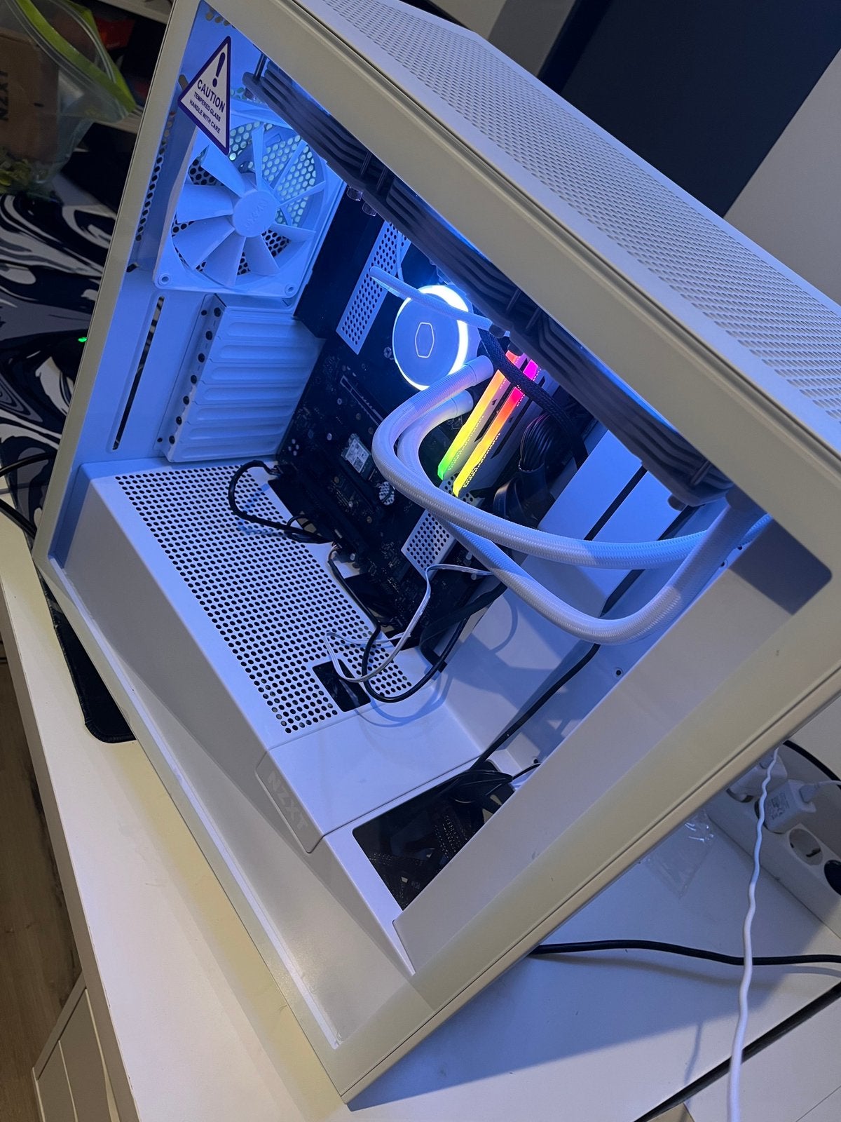 White cooler master aio cooler, Computers en Software, Computerkoelers, Verzenden, Gebruikt, Waterkoeling