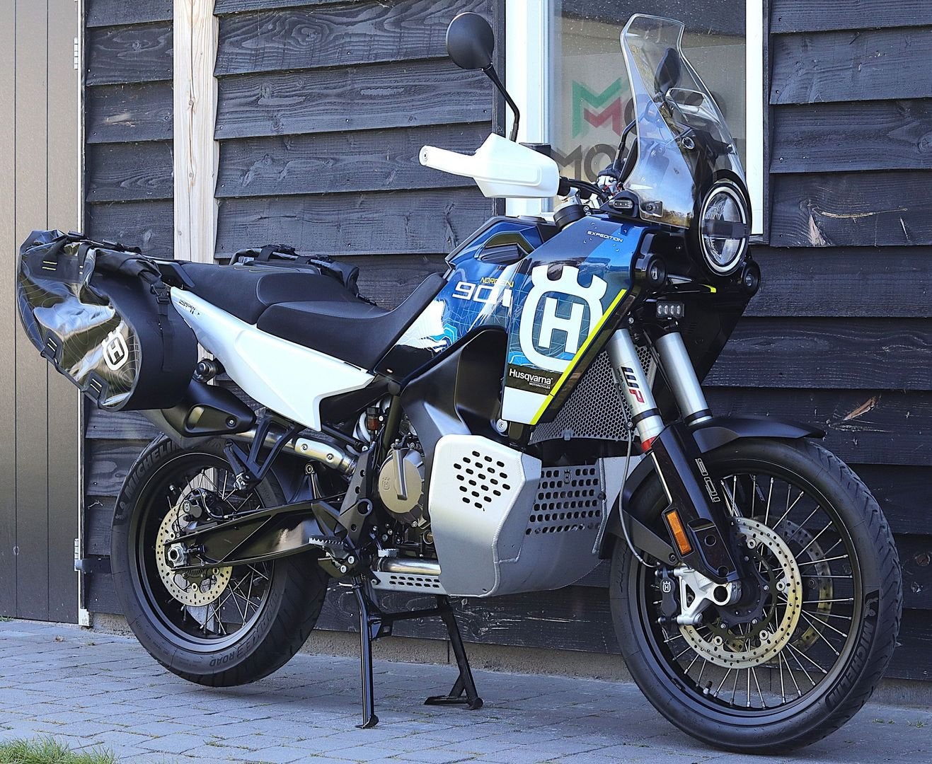 HUSQVARNA NORDEN 901 EXPEDITION (bj 2023), Motoren, 2 cilinders, Onbekend, Overig, HUSQVARNA