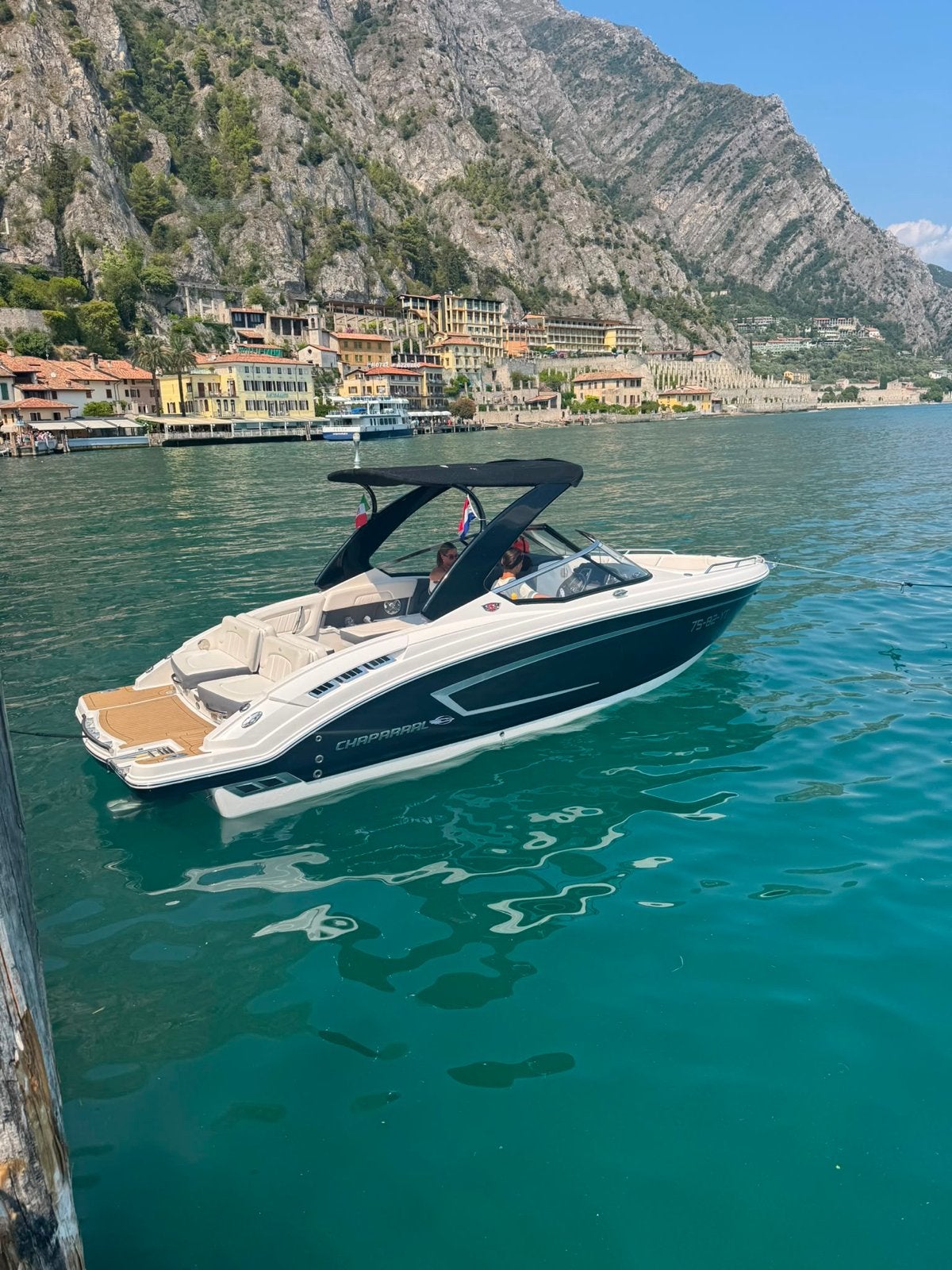 Chaparral 257 SSX Bowrider, Watersport en Boten, Overige merken, Afdekzeil, Binnenboordmotor, Zo goed als nieuw