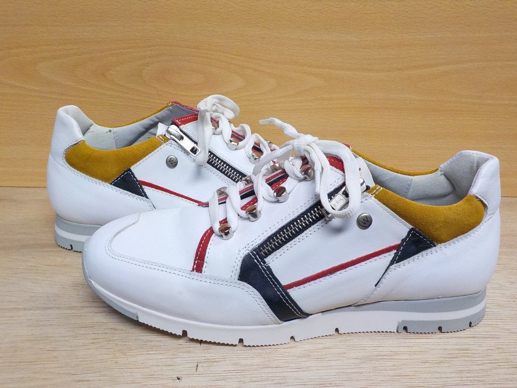 Wolky witte sneakers maat 41, Kleding | Dames, Schoenen, Zo goed als nieuw, Sneakers of Gympen, Wit, Ophalen of Verzenden