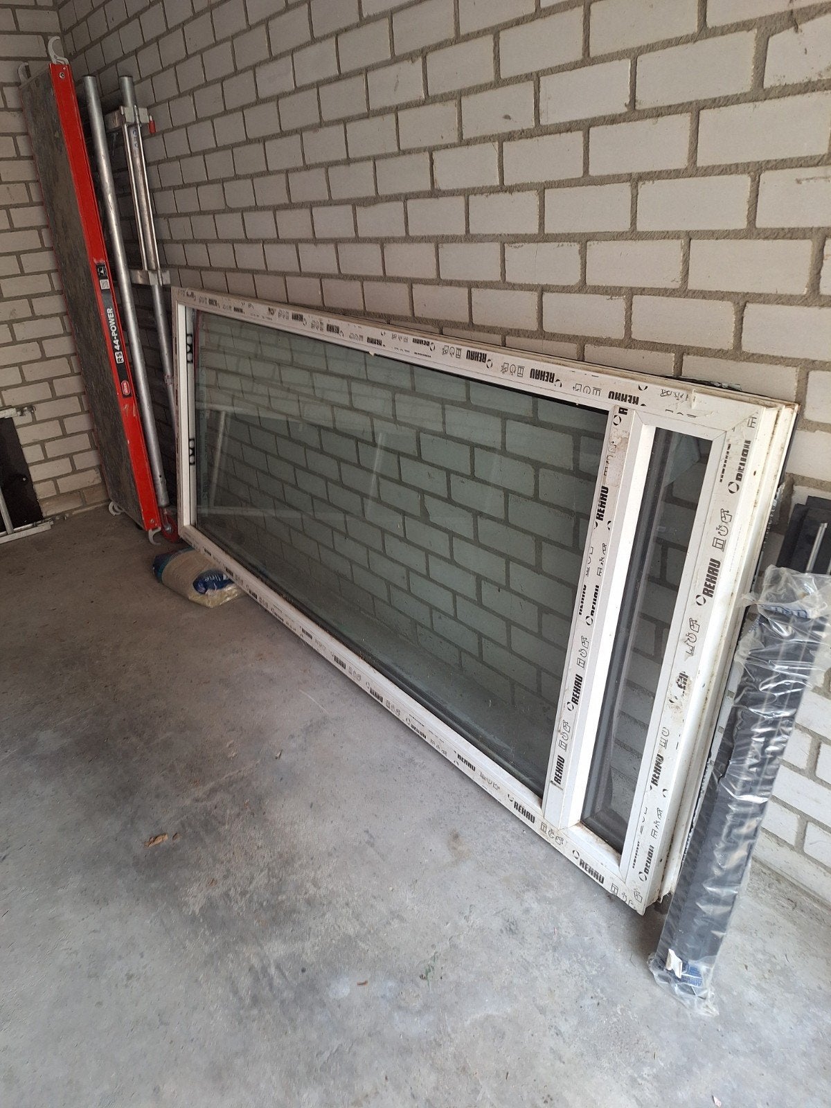 Nieuw raamkozijn met Dubbelglas - Rehau Kwaliteit, Ophalen, Gevelraam of Ruit, 80 tot 120 cm, Nieuw
