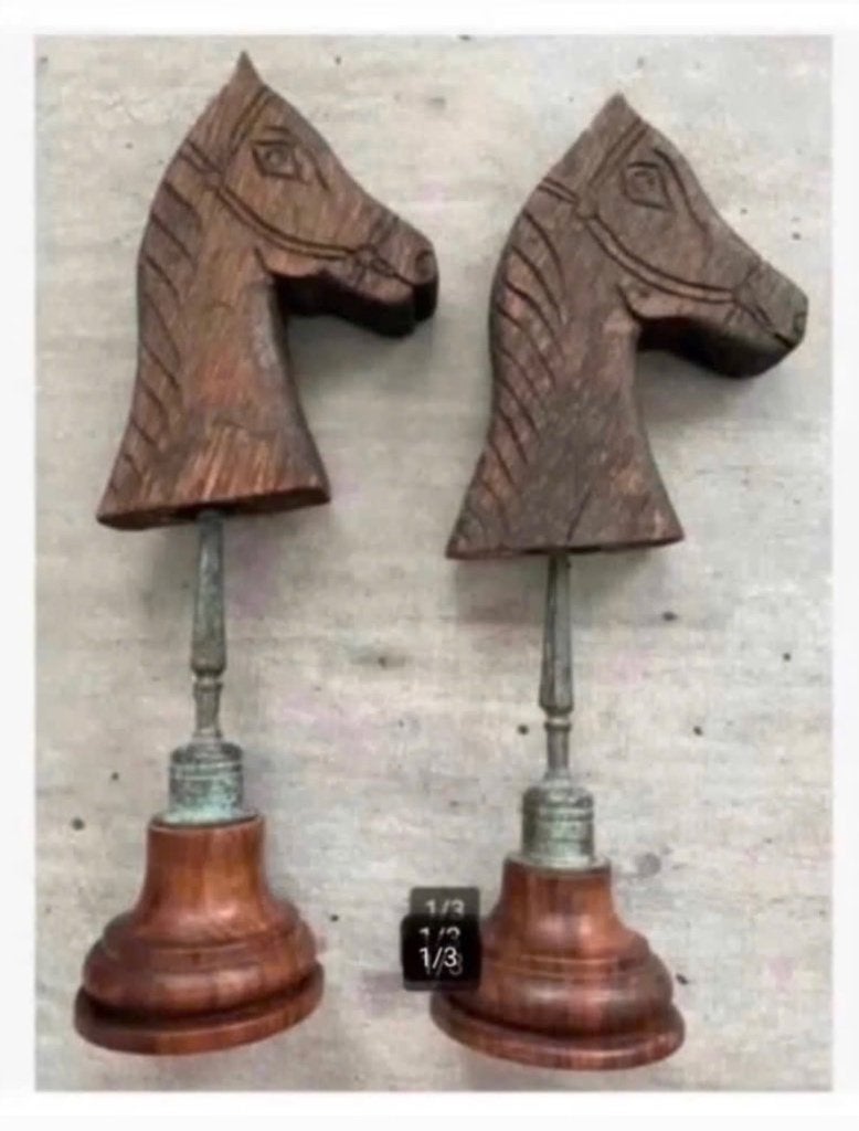 2 x antiek paard op metaal houten voet, India, Ophalen of Verzenden
