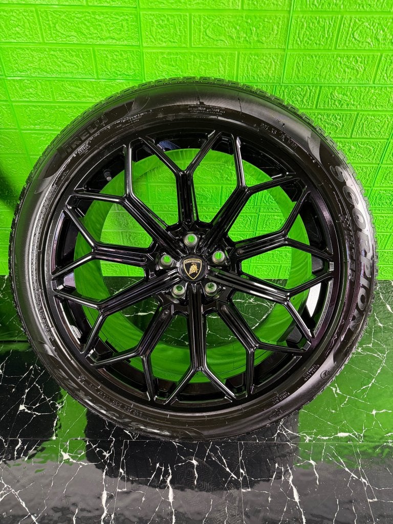 Nieuwe originele Lamborghini Urus SE velgen 22” winter 4ML, Niet ingevuld, Niet ingevuld, Nieuw, Overige maten
