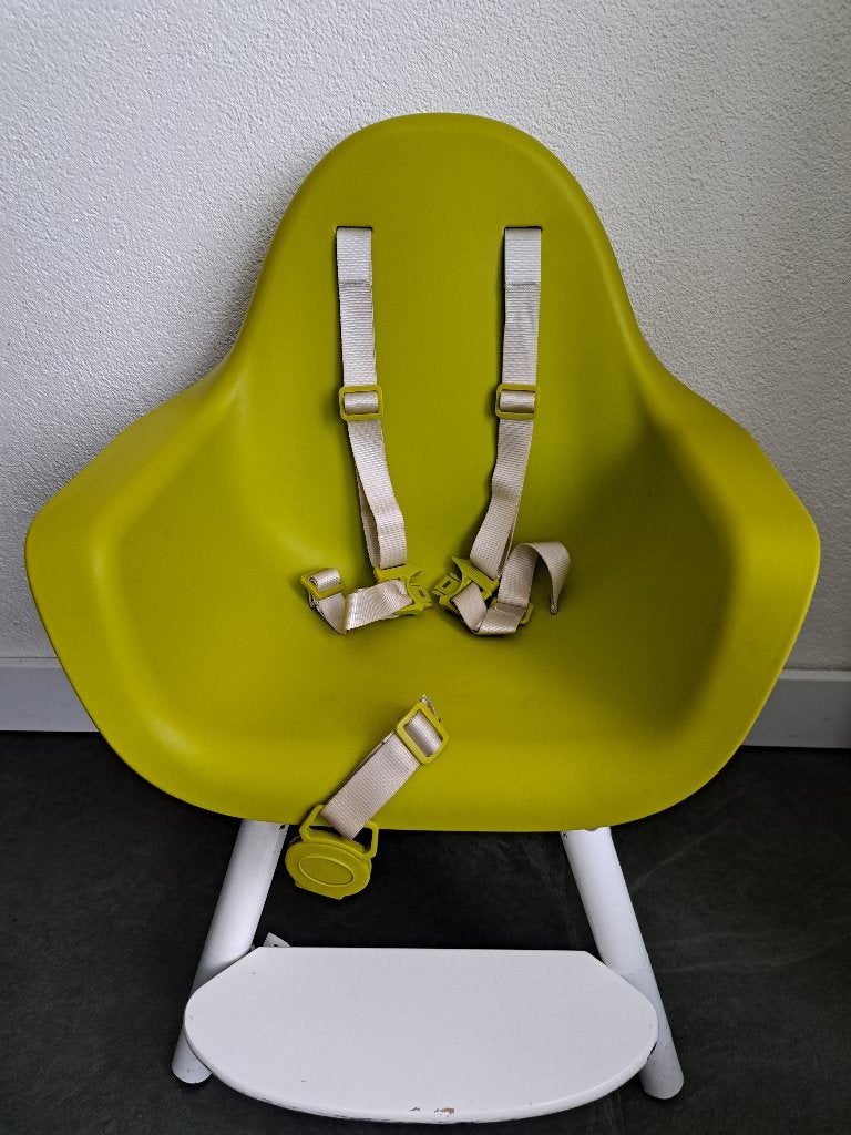 kinderstoeltje groen met harnas tuigje, Ophalen, Gebruikt, Stoel(en)