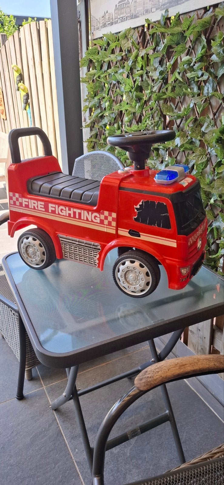 loopauto ( brandweer) mijn kleinzoon wordt te groot daarvoor, Ophalen, Gebruikt
