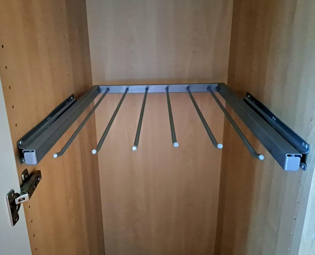 Ikea pax komplement uittrekbaar broekrek zilver, Huis en Inrichting, Kasten | Kledingkasten, Ophalen