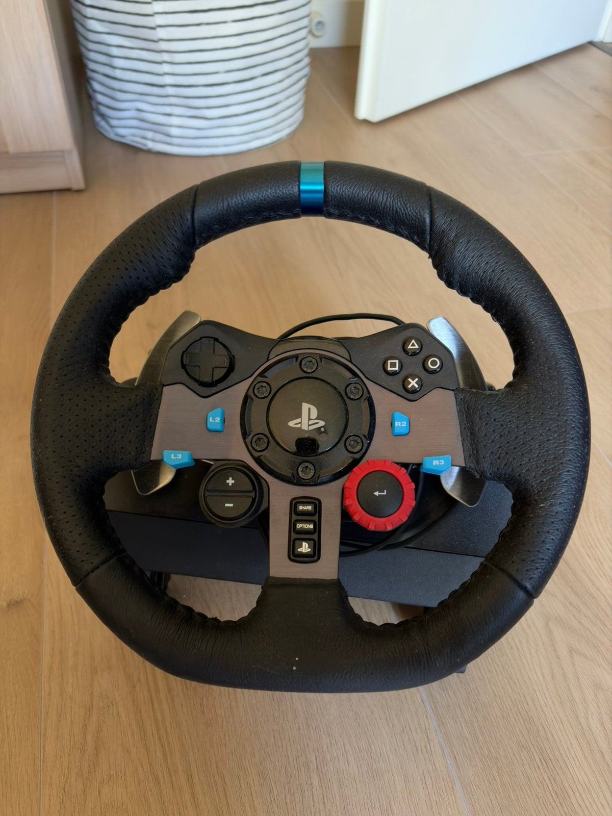 Race stuur Logitech (voor Xbox, Playstation en PC), Spelcomputers en Games, Ophalen, Gebruikt, Stuur of Pedalen, PlayStation 1