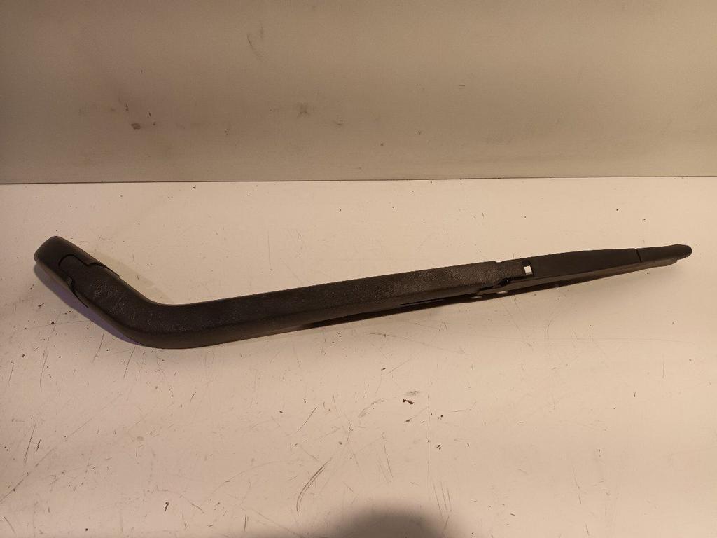 Ruitenwisserarm achterruit Toyota Auris, Auto-onderdelen, Onderdelen@venauto.nl, Van der Ven Autorecycling B.V., Gebruikt, Ettenseweg 76, 4706 PB Roosendaal, The Netherlands
