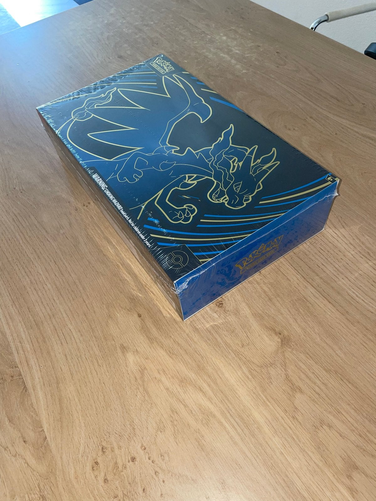 Pokémon Mega Charizard X EX Ultra Premium Collection VS, Ophalen, Nieuw, Overige typen