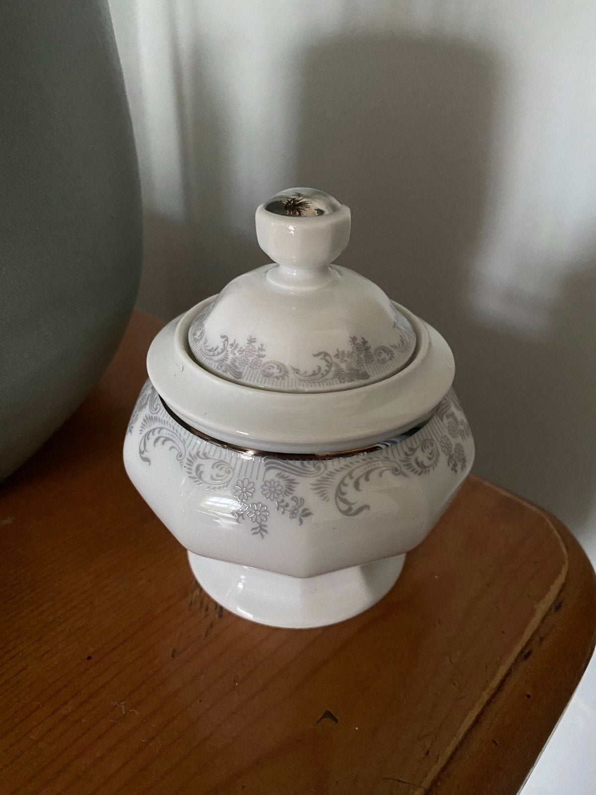 Vintage suikerpotje met zilverkleurig decor, Antiek en Kunst, Ophalen of Verzenden