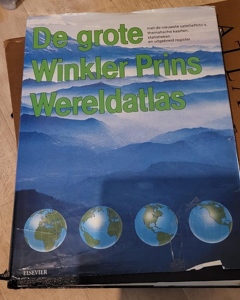 De Grote Winkler Prins Wereldatlas - Elsevier (1987), Boeken, Ophalen of Verzenden, 1800 tot 2000, Wereld, Overige atlassen