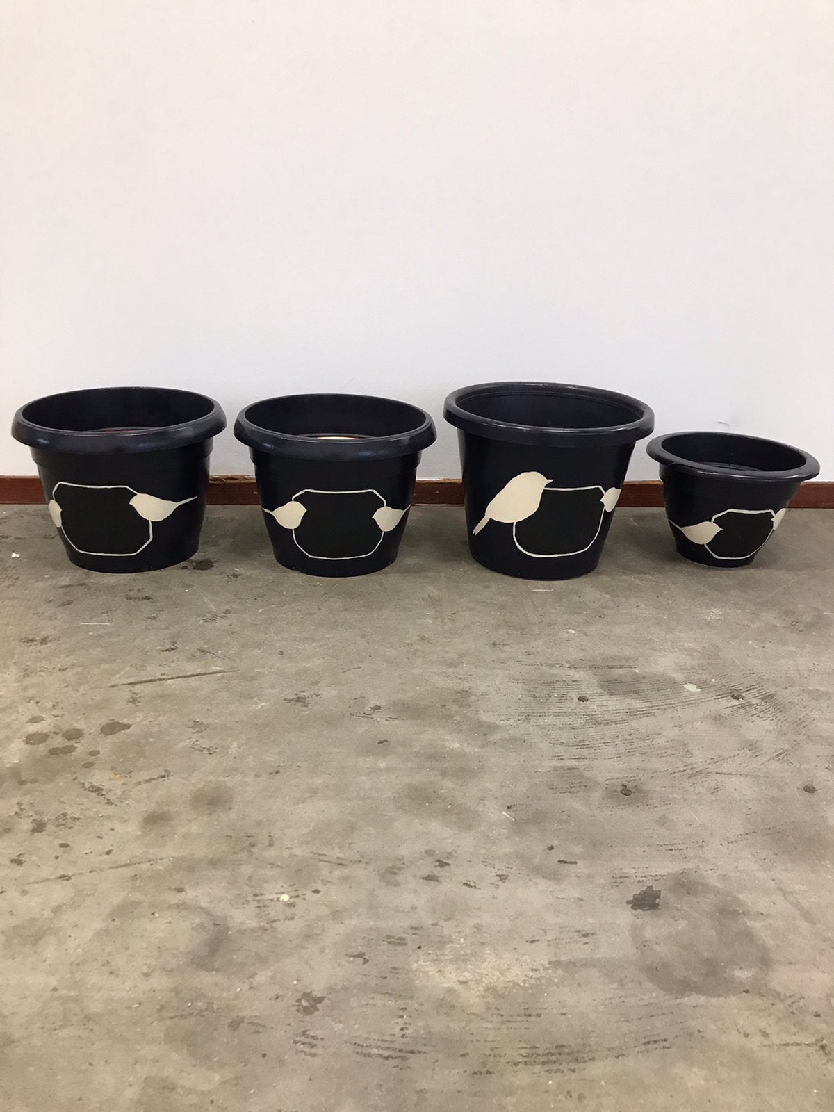 Bloempotten, Tuin en Terras, Bloempotten, Zo goed als nieuw, Kunststof, Minder dan 40 cm, 25 tot 40 cm, Rond, Ophalen