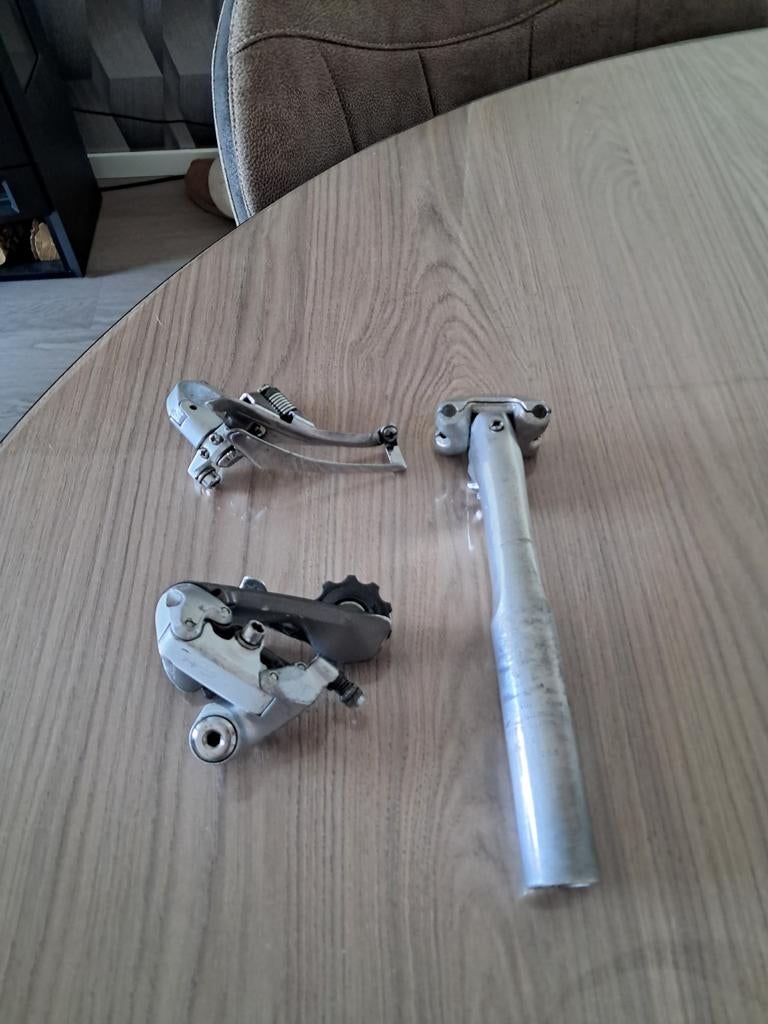 Zadelpen 26,8 & Shimano Santé Derailleurs (7 speed), Gebruikt, Ophalen of Verzenden, Aluminium, Shimano
