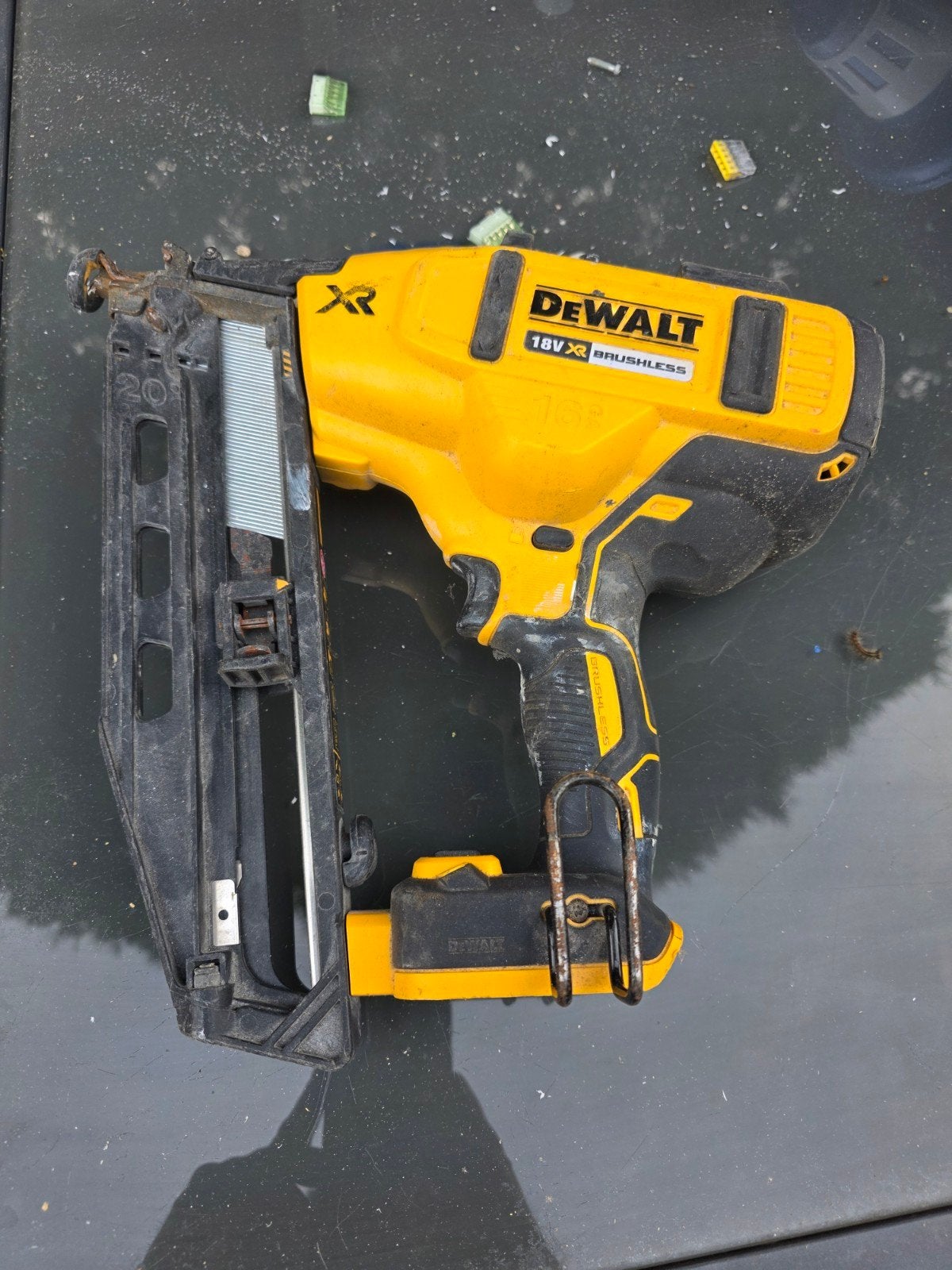 DeWalt 18V XR Brushless Spijkerpistool, Doe-het-zelf en Verbouw, Ophalen of Verzenden, Gebruikt