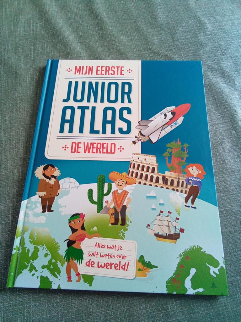 Mijn Eerste Junior Atlas - De Wereld, Boeken, Atlassen en Landkaarten, Overige atlassen, 2000 tot heden, Ophalen of Verzenden