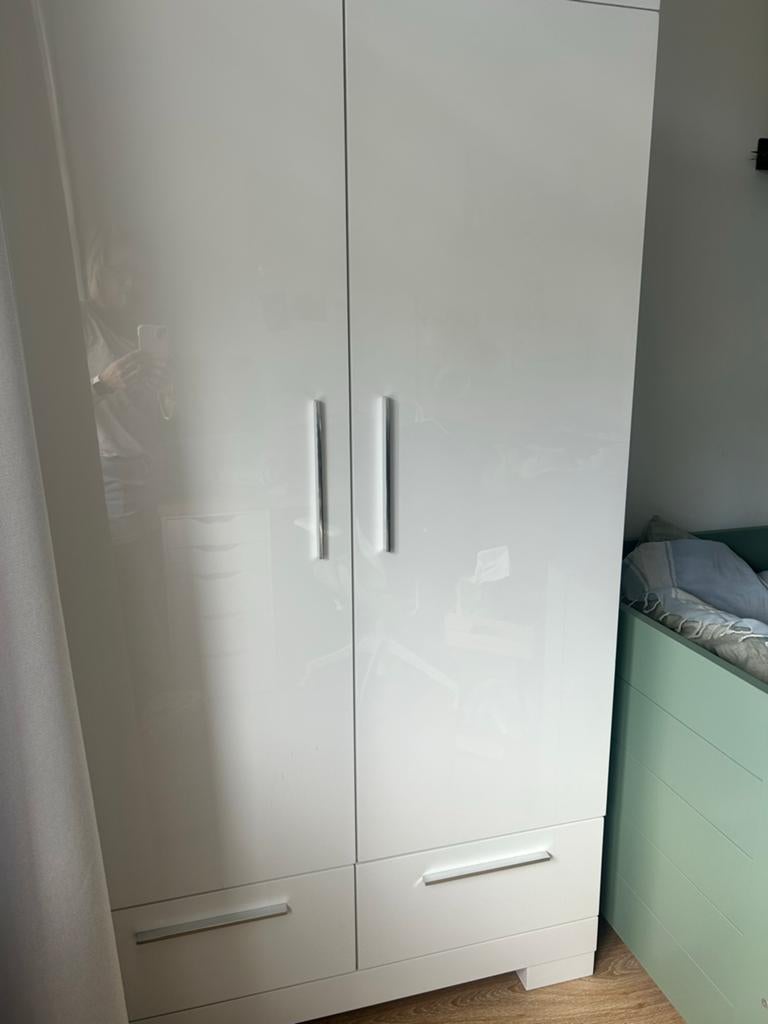 Interbaby hoogglans witte hang/legkast en commode, Ophalen, Gebruikt, Kast, 50 tot 70 cm