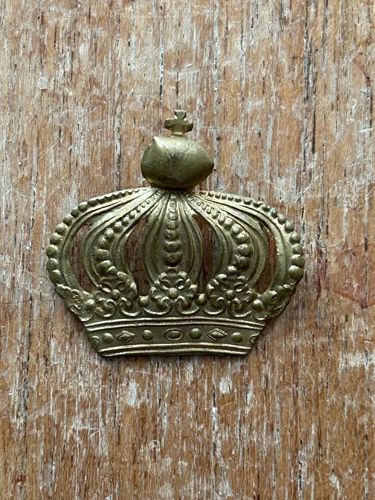 Origineel kroontje eervolle vermelding KNIL Indië, Verzamelen, Verzenden, Nederland, Embleem of Badge