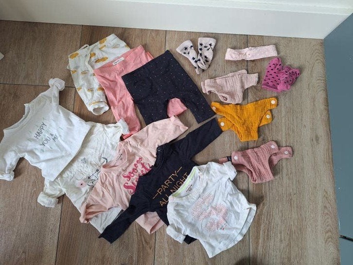 Diverse babykleding en poppenkleren, Ophalen of Verzenden, Gebruikt, Diverse, Meisje