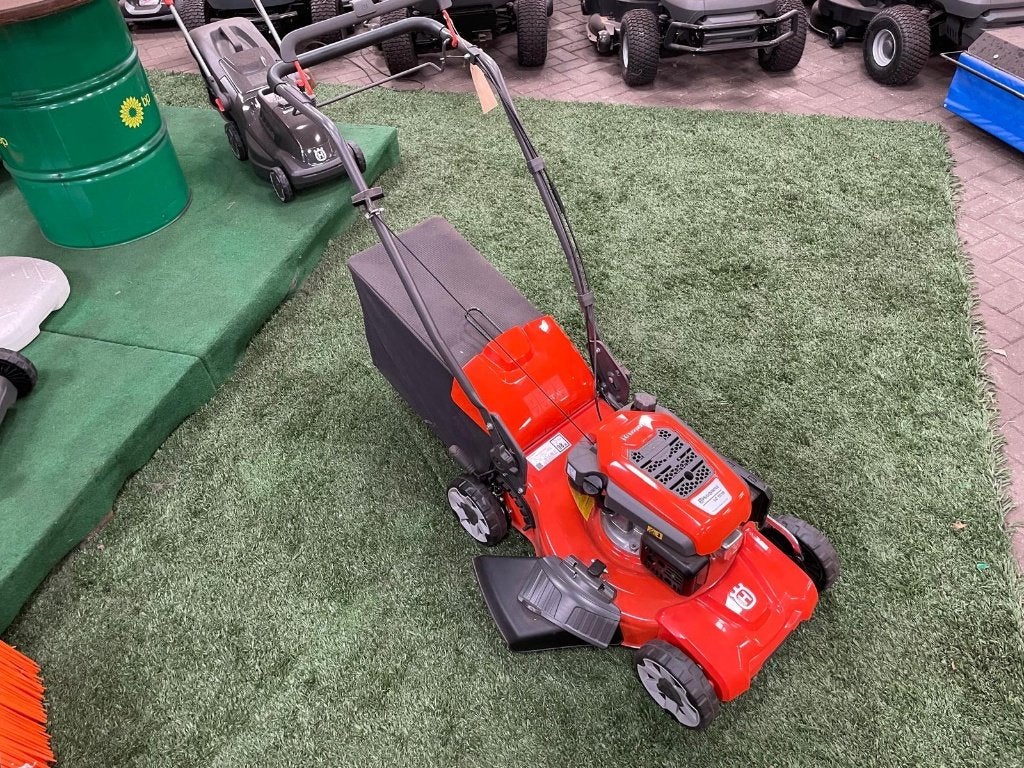Husqvarna LC151S, Cirkelmaaier, Nieuw, Ophalen of Verzenden, Opvangbak