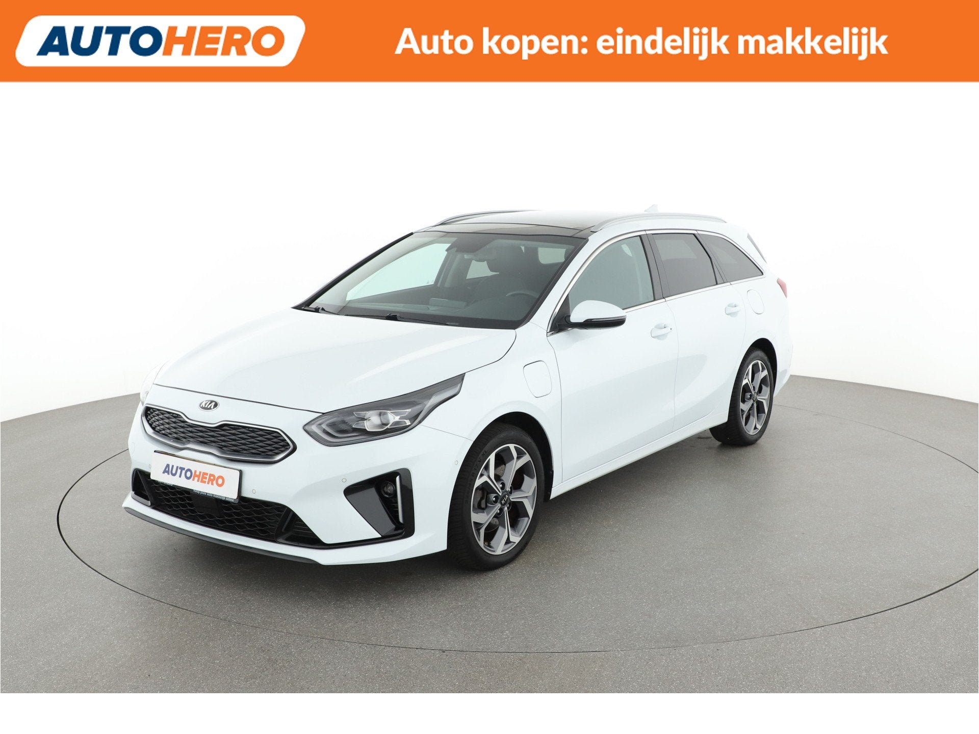 Kia Ceed Sportswagon 1.6 GDI PHEV DynamicLine RZ63376, Auto's, Kia, Gebruikt, Met garantie (alle), Wit, Leder
