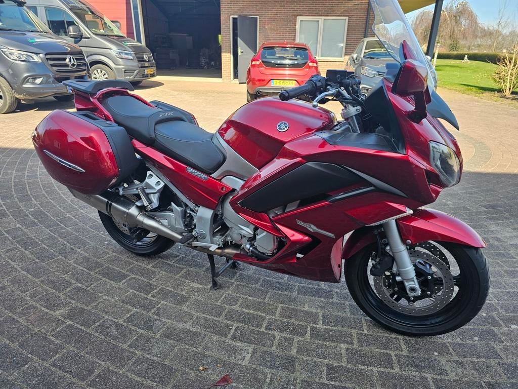 Yamaha fjr 1300 ( bwj 2014 ), Handvatverwarming, 4 cilinders, Motorrijbewijs A, Gebruikt