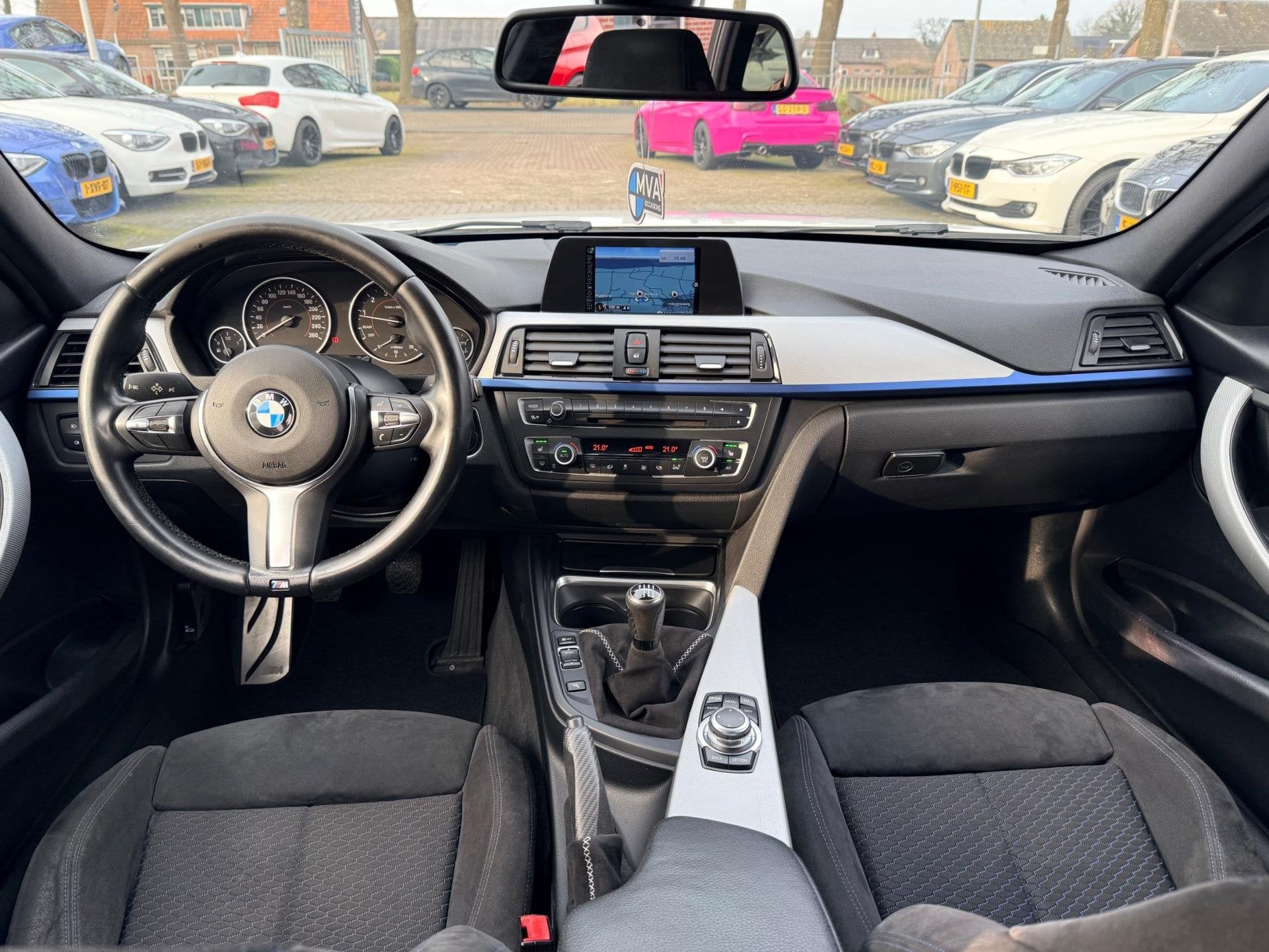 BMW 3-serie Touring 316i M Sport Edition|Nieuwen Ketting + K, Auto's, BMW, Gebruikt, 4 cilinders, Wit, Handgeschakeld