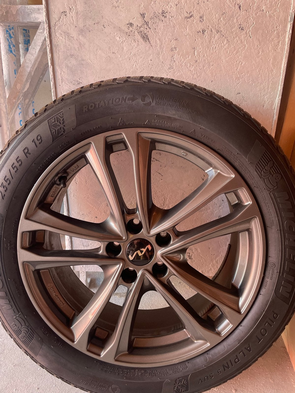 Voor oa kia sorento /sportage winterbanden velgen 235/55 R1, Auto-onderdelen, Gebruikt, Banden en Velgen, Winterbanden, 235 mm