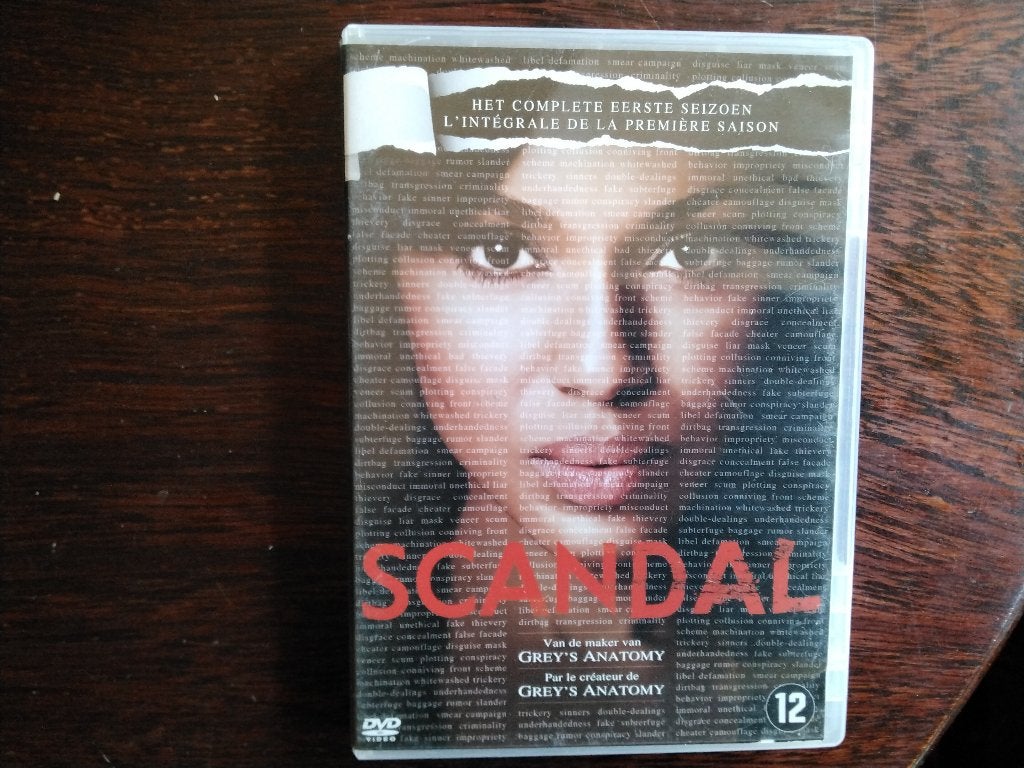 Scandal seizoen 1 compleet, 2disk, origineel, Engels, Seizoen 1, Nederlands, Ophalen of Verzenden
