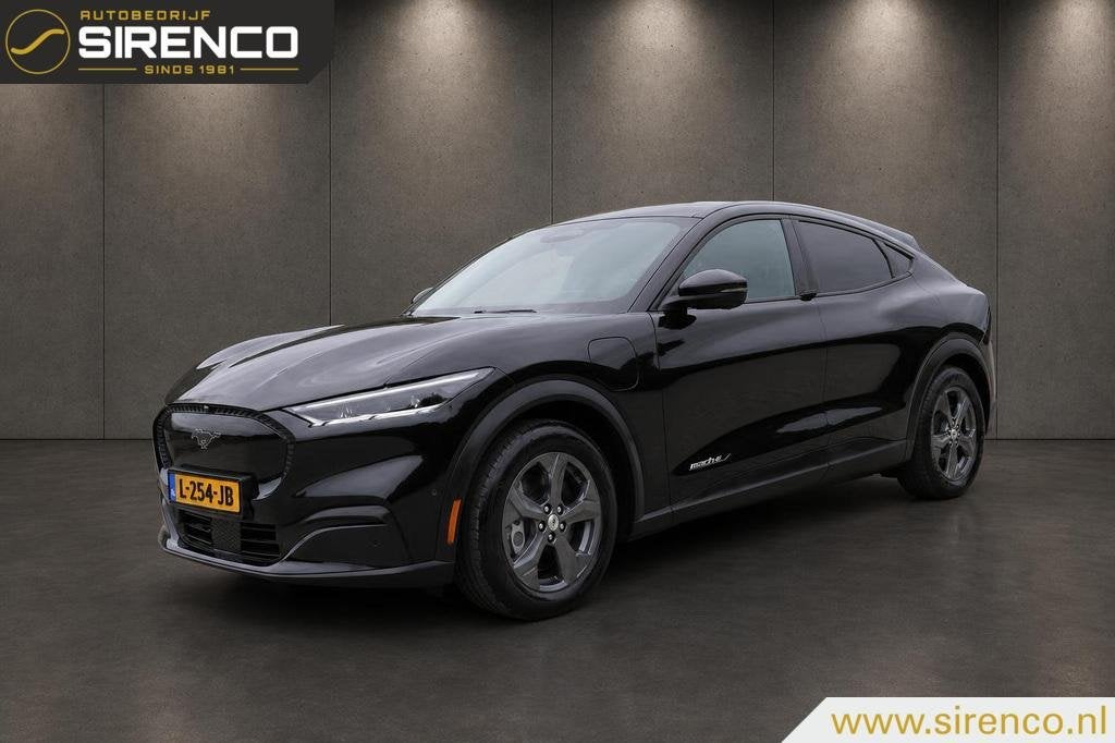 Ford Mustang Mach-E Extended RWD 98 kWh | leder | 360 camera, Auto's, Gebruikt, Met garantie (alle), 610 km, Zwart
