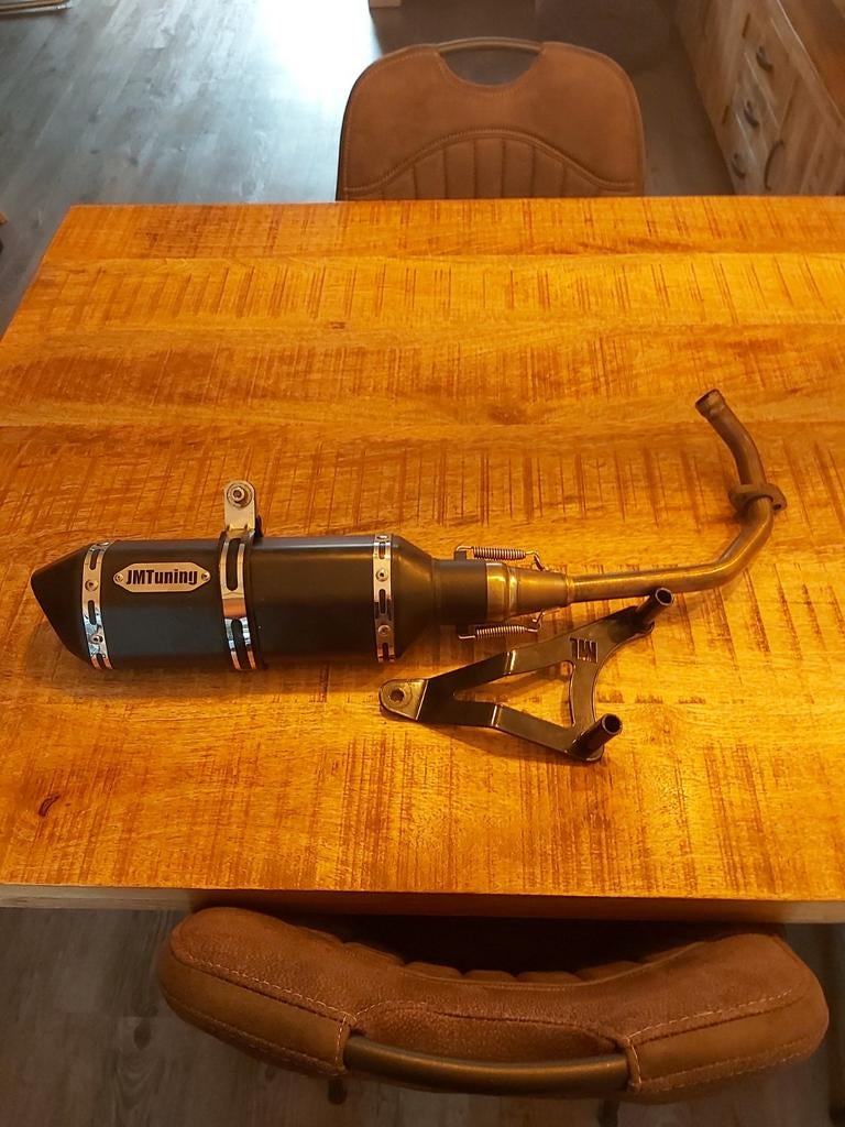 Te koop uitlaat jm tuning voor piaggio zip, Ophalen, Zo goed als nieuw