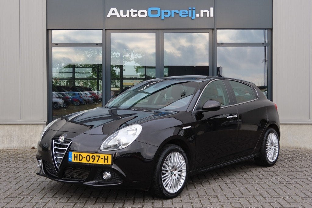Alfa romeo GIULIETTA 1.4 T Exclusive AUTOMAAT 170pk Clima, N, Auto's, Euro 6, 4 cilinders, Bedrijf, 500 kg