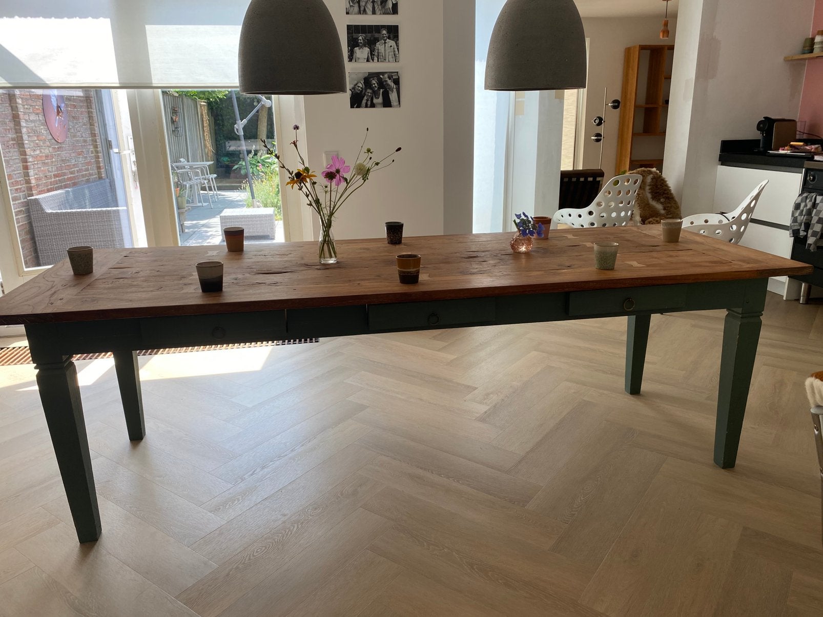 Robuste en gezellige eettafel, Huis en Inrichting, Tafels | Eettafels, Ophalen, Gebruikt, 200 cm of meer, 50 tot 100 cm