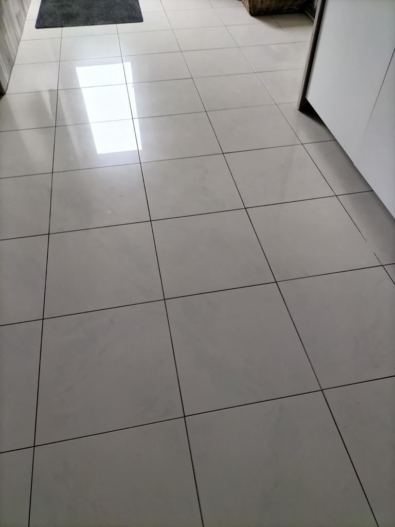 Vloertegels wit hoogglans, Doe-het-zelf en Verbouw, Ophalen, Keramiek, Nieuw, 20 tot 40 cm