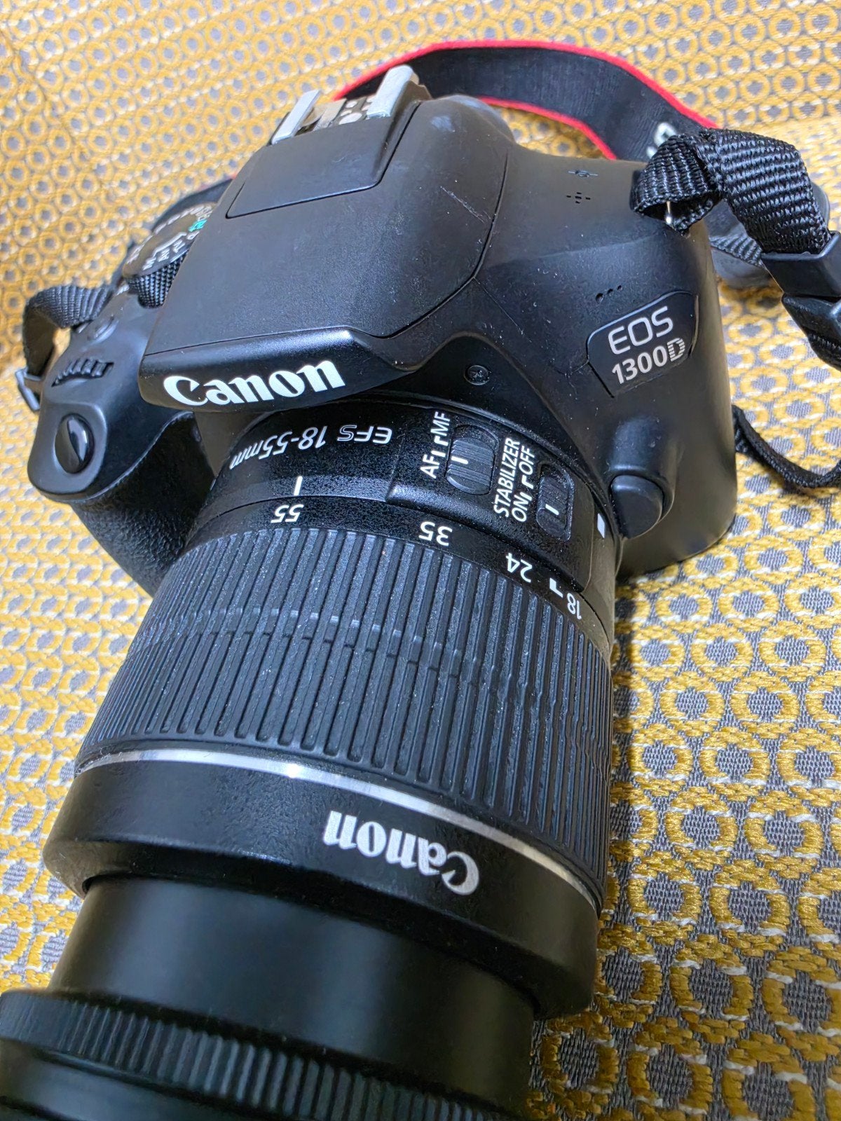 Canon EOS 1300D spiegelreflexcamera met lens en tas, Audio, Tv en Foto, Fotocamera's Digitaal, Spiegelreflex, Ophalen of Verzenden