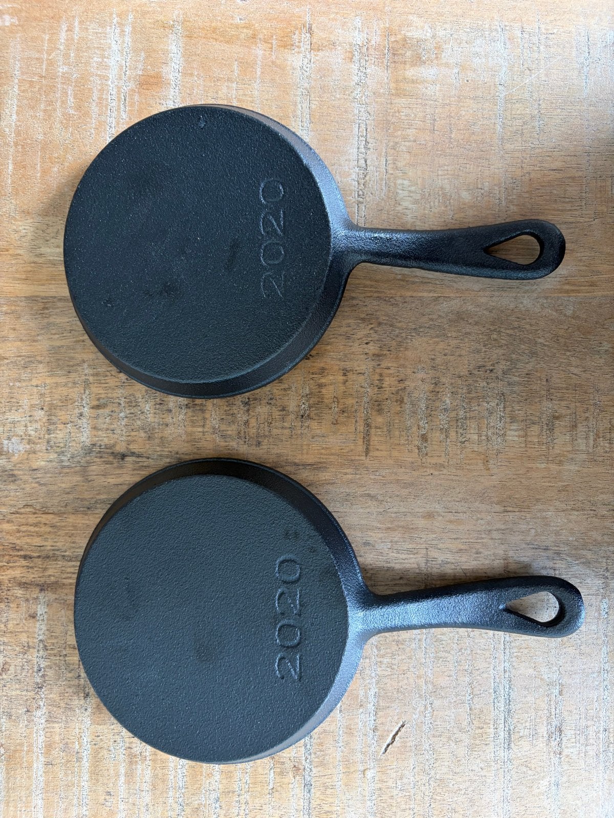 2 gietijzeren pannetjes COOKIE SKILLET 5'' DIAMETER, Koekenpan, Gebruikt, Antiaanbaklaag, Gietijzer