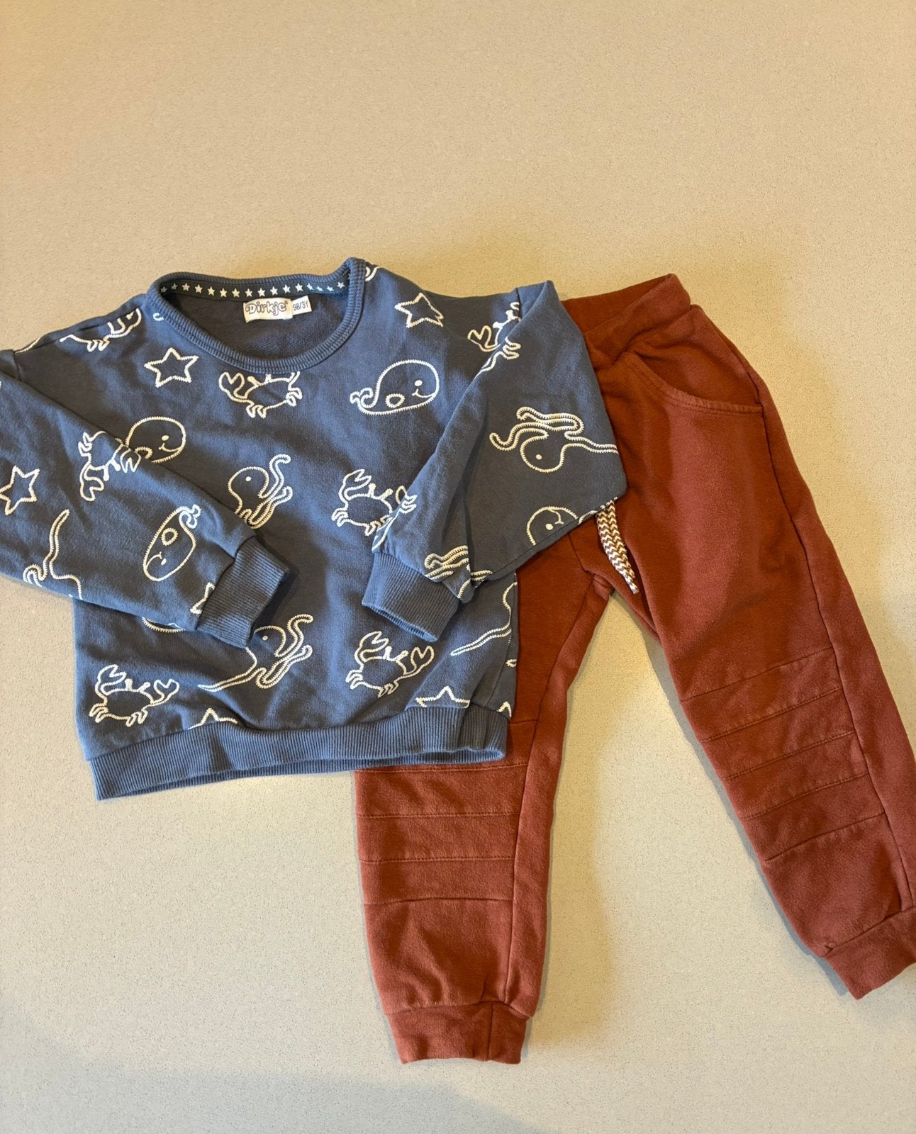 Setje - Dirkje - trui met lange broek - 98 cm, Kinderen en Baby's, Kinderkleding | Maat 98, Ophalen of Verzenden, Zo goed als nieuw