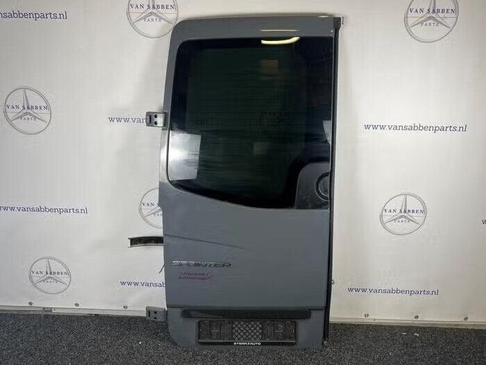 Achterdeur Bus-Bestelauto van een Mercedes Sprinter (XXX), Auto-onderdelen, Ophalen of Verzenden, Gebruikt, Achter, Achterklep