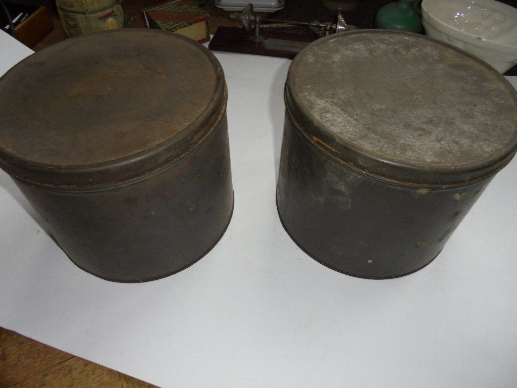 Twee grote vooroorlogs blikken bakkerij Delftselaan Den Haag, Verzamelen, Blikken, Ophalen, Gebruikt, Overige