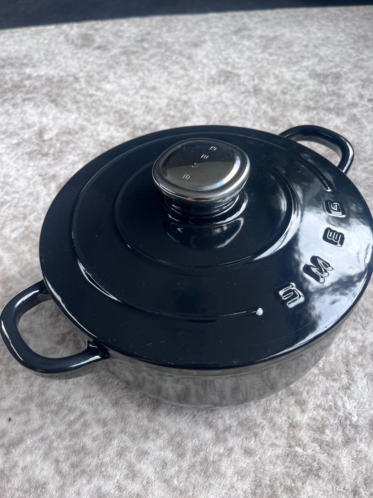 Smeg Gietijzeren Braadpan - Zo goed als nieuw, Met deksel, Ophalen of Verzenden, Zo goed als nieuw, Braadpan