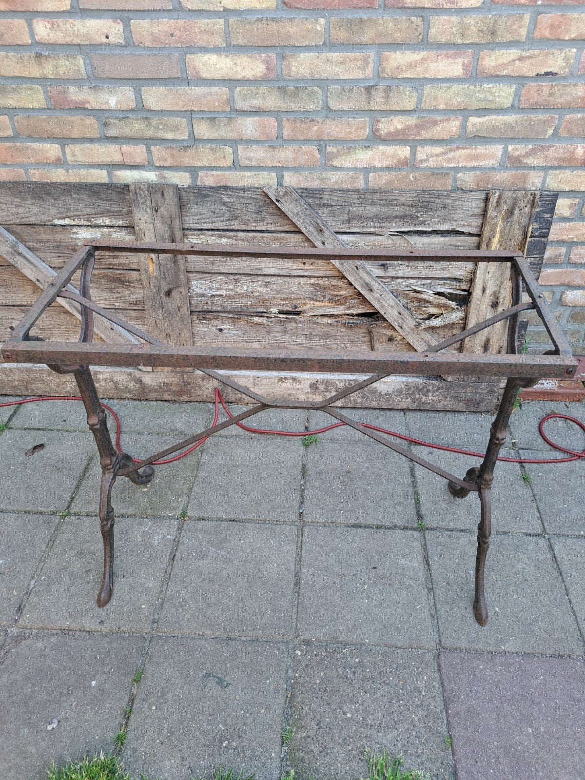Gietijzeren onderstel van tafel, Tuin en Terras, Tuinsets en Loungesets, Ophalen, Overige materialen, 2 zitplaatsen