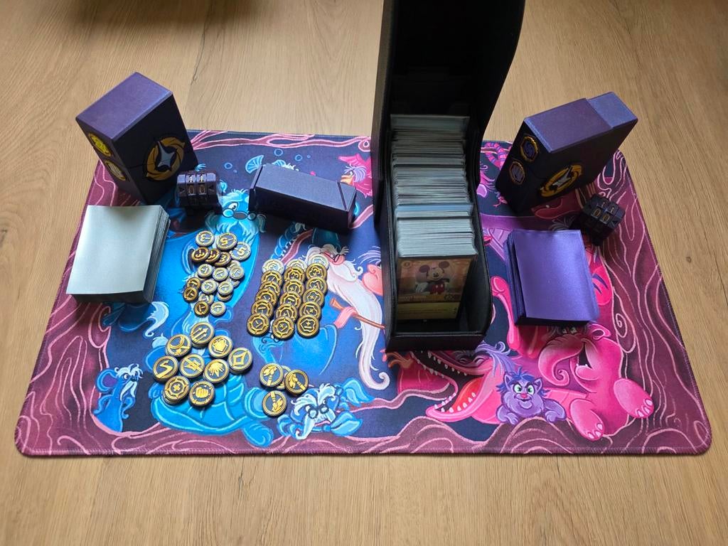 Lorcana Kaarten, Playmat, Deckboxen, Tokens en Sleeves, Ophalen of Verzenden, Zo goed als nieuw, Overige typen