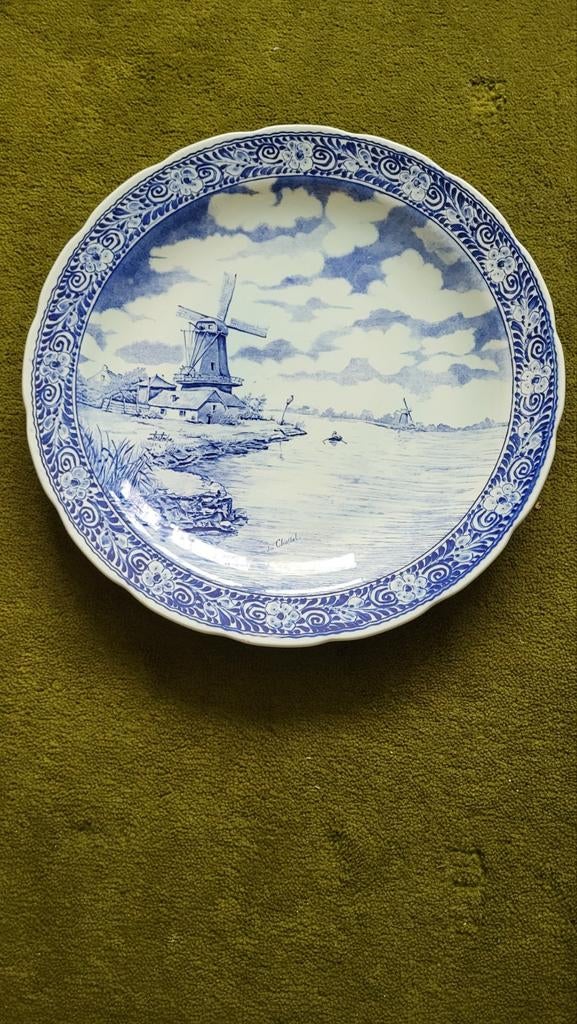 Delfts Blauw Schaal met Molenlandschap - Royal Boch Belgium, Antiek en Kunst, Ophalen of Verzenden