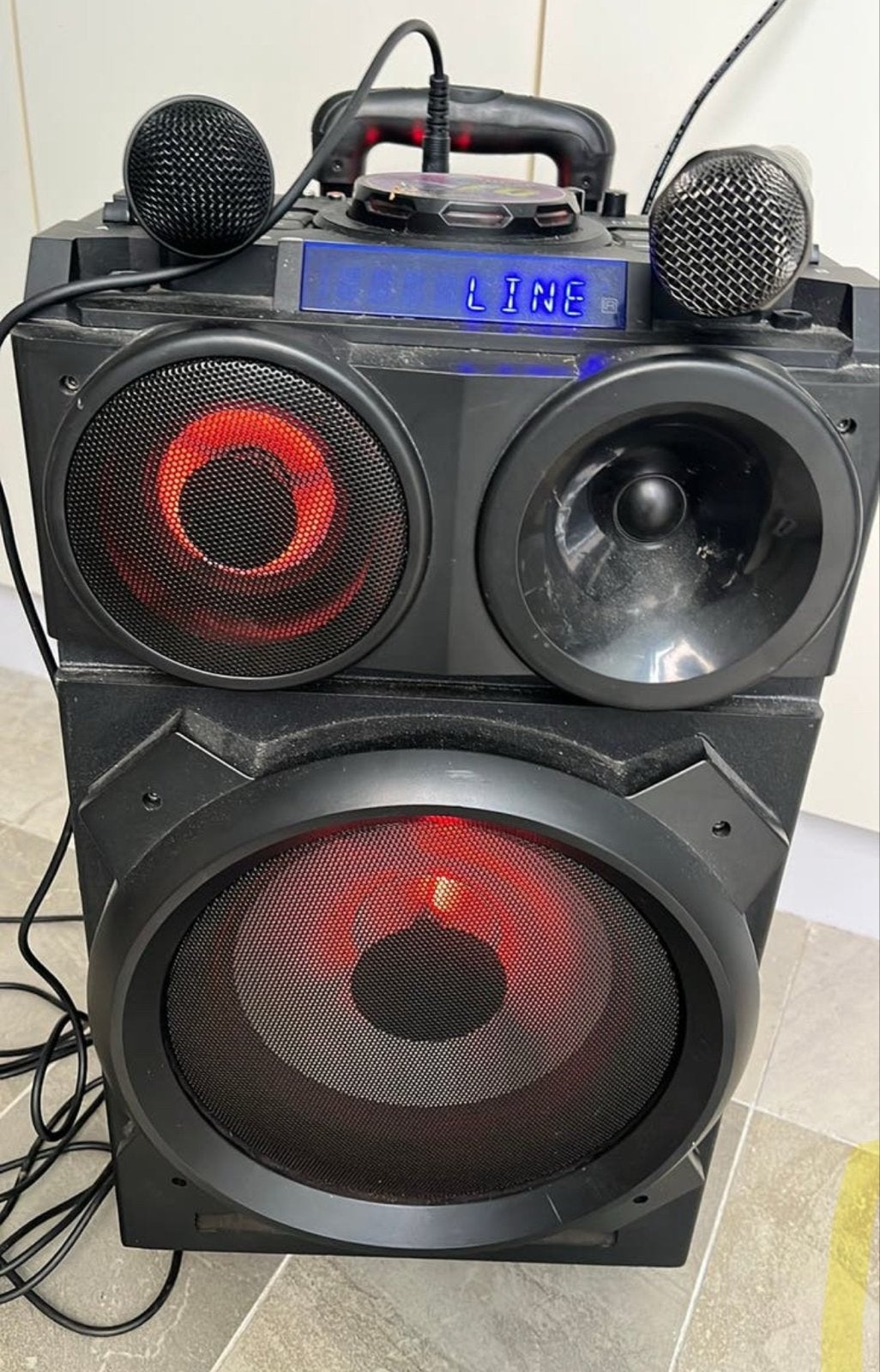 Karaoke/ box met microfoons te huur - Perfect geluid!, Ophalen, Gebruikt, Complete set