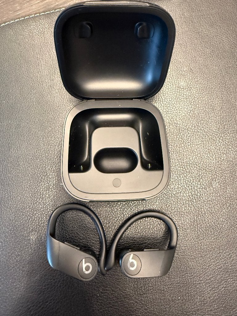 BEATS Powerbeats Pro A2078 Black Wireless Earbuds, Gebruikt, Zwart, Ophalen of Verzenden, In oorschelp (earbud)